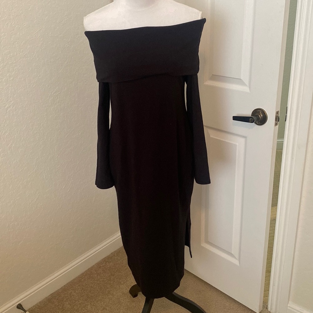SPLENDID OFF SHOULDER DRESS😍